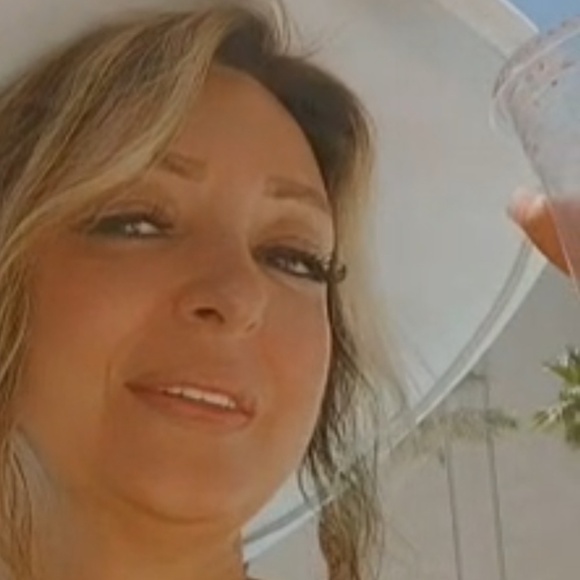 Meet your Posher, Irina - Picture 1 of 1